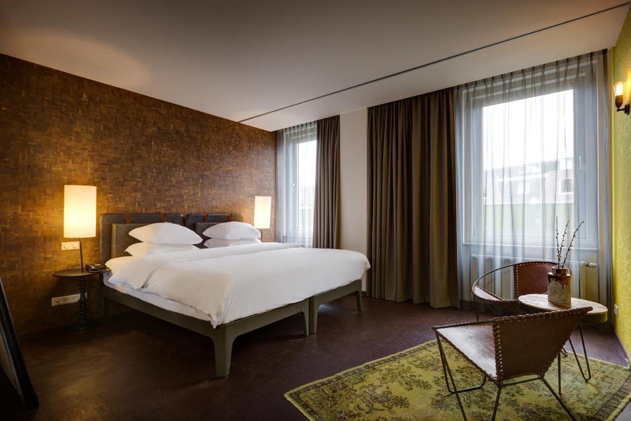 Hotel V Nesplein Amsterdam Esterno foto